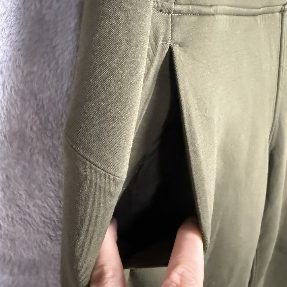 Lululemon Embrace The‎ Space Jogger Womens 6 Olive Green Stretch High Rise Pants - Picture 3 of 7